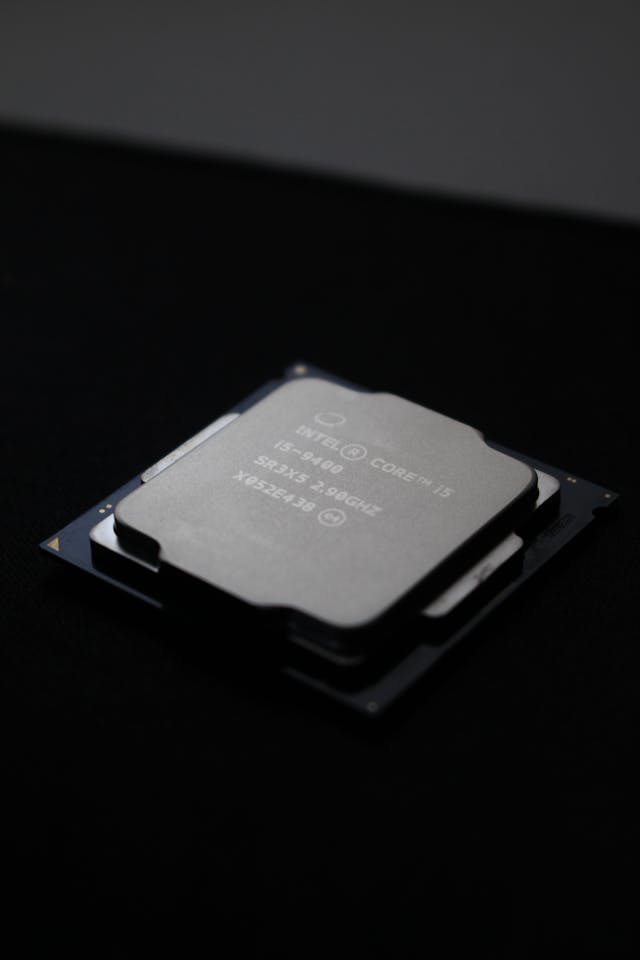 CPU